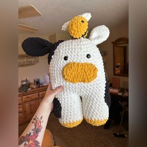 Big Crochet Cow with a Bumblebee